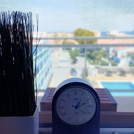 Atico La Cenia Apartment